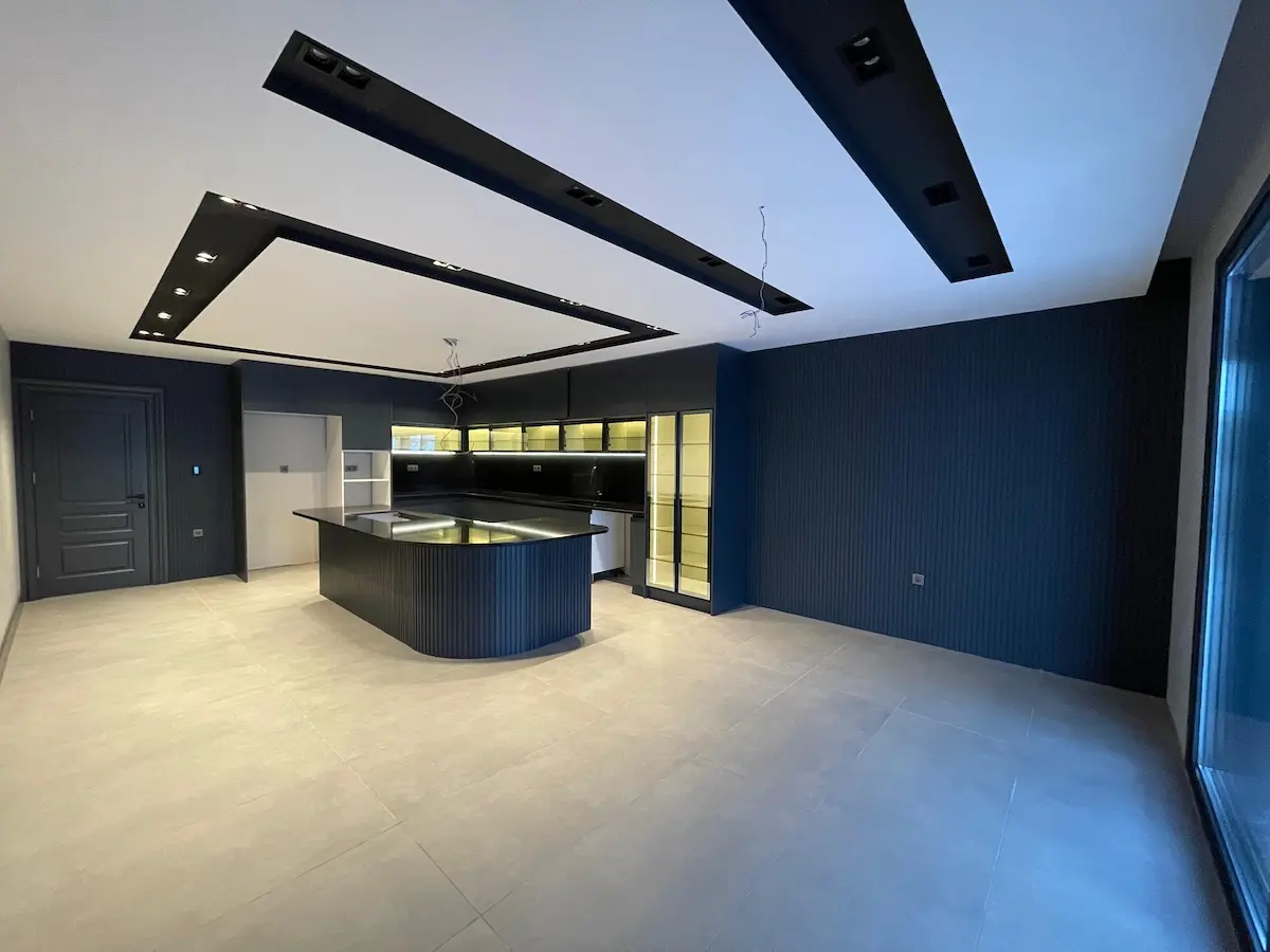 Fitted kitchen